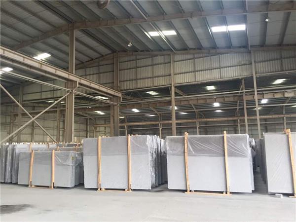 tropical green granite slab packing