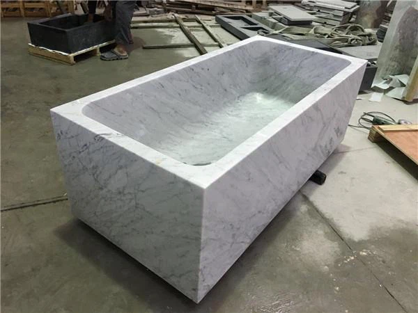 Balta marmora vanna
