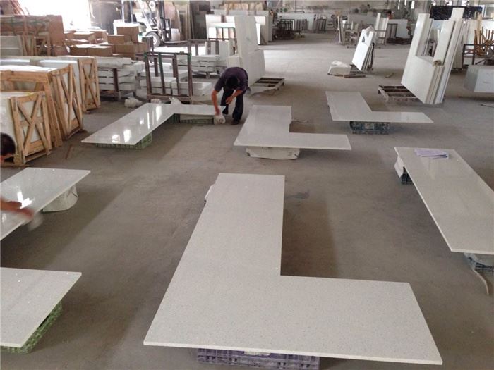 white mirror quartz countertops for kitchen