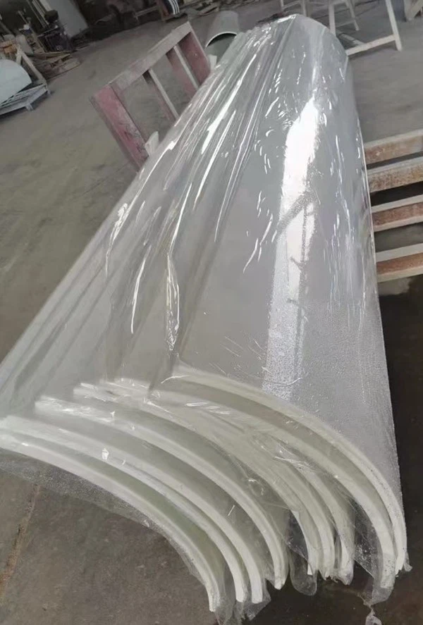 Curved nano crystallized glass